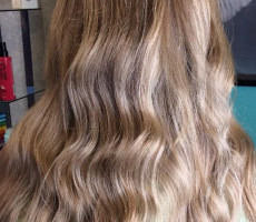 Blonde wavy long hairstyle